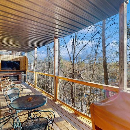 Sanctuary Villa Pigeon Forge Exterior foto